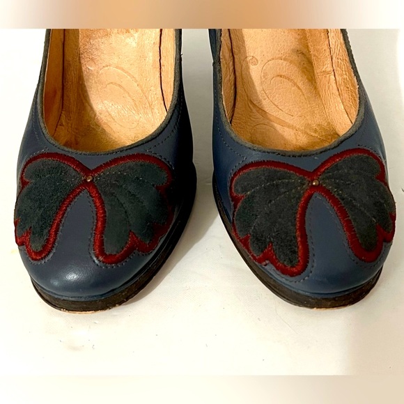 Ted Baker | Blue All Leather with Suede Bow Detail on Toes - Size 7 - Picture 2 of 13